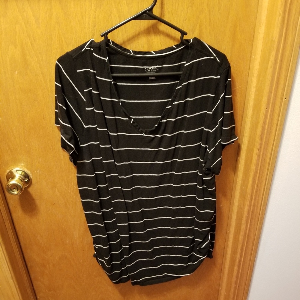 Black and White Maternity Top